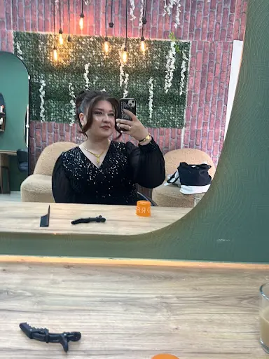 Çağlanur Aydın Hair Beauty Clup 4