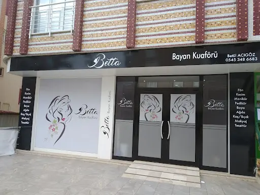 Betta Bayan Kuaförü