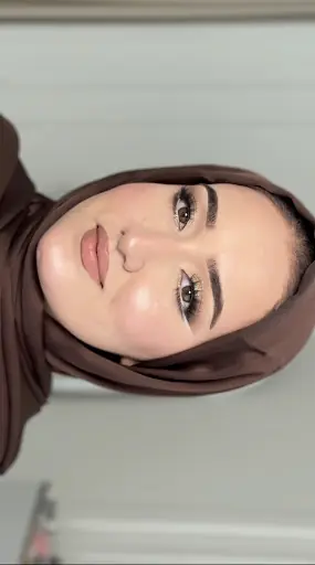 Özlem Akcan Makeup Studio 4