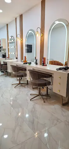Özlem zengin Güzellik salonu 4