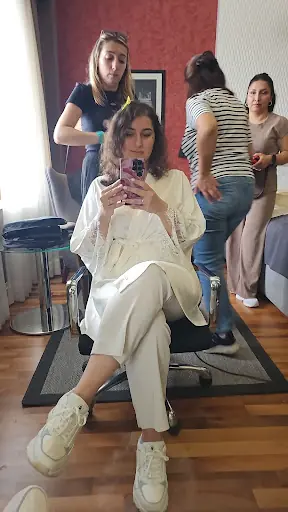 Sedef Erenler Hair Make Up Studio 2