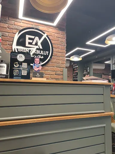 Eren Akbulut Barber's club 3