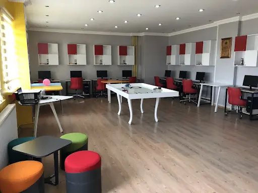 Pazaryolu 75. Yıl Yatılı İlköğretim Bölge Okulu