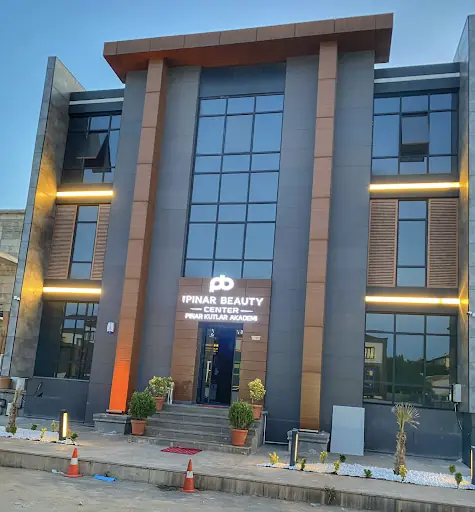 Özel pınar Kutlar güzellik egitim akademisi 2
