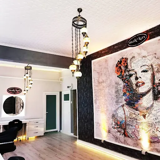 Makkas Hair Beauty Saloon 2
