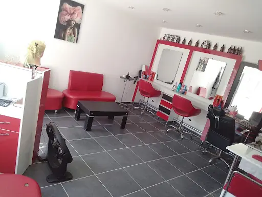 Aycan çolak bayan kuaförü