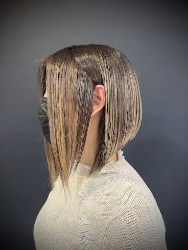 Umut Kandemir Hair Studıo 4