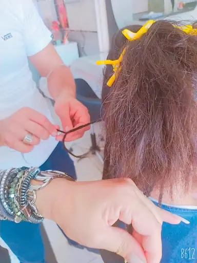 Kokosh Bayan Kuaförü & Güzellik Salonu