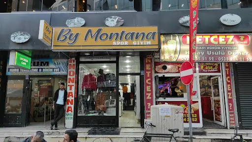 Yüksekova Çarşı Merkezi