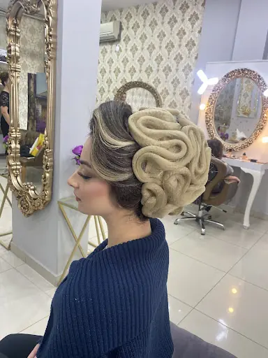 Elif Bayan Kuaförü 2