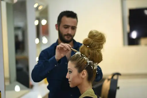 SALOON ALPER - Bayan Kuaförü 2