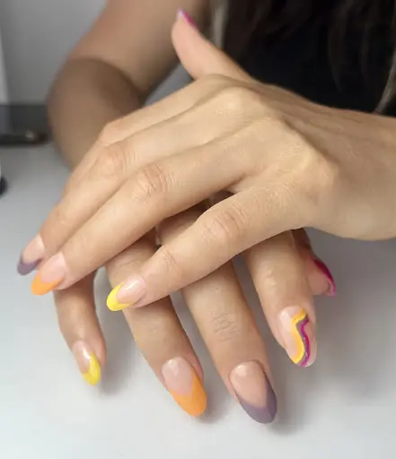 Gül Gülşen BEAUTY STUDİO 4