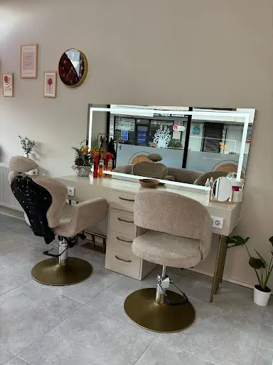 Ayşenur Taş Beauty Saloon 4