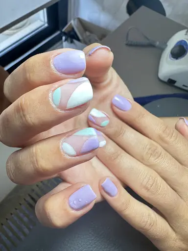 AURA BEAUTY & MORE