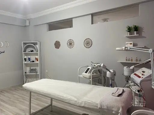 Viproyal Beauty 2