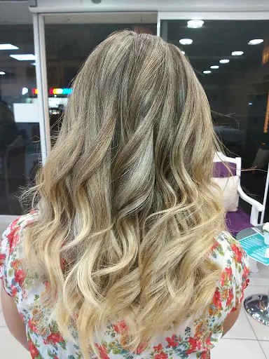 Art Kuaför Güzellik Salonu 2