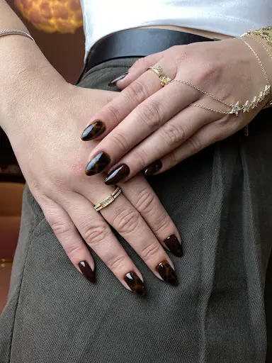 Buse Nail Bar 2