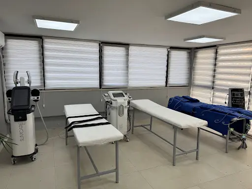Özlem Kılıç Beauty Center