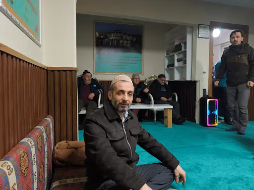 Uzundere Serhendi Dergahı – Diğer (Güzellik), İstanbul