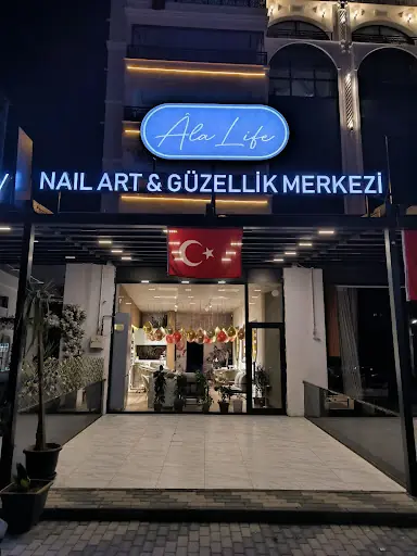 Ala Life Nail Art Güzellik Merkezi 2