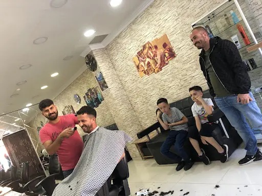 Tarz Erkek kuaförü