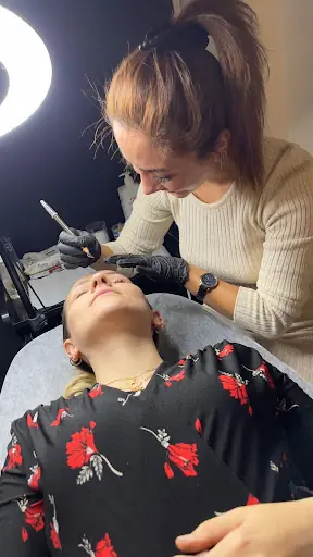 Alfa saç tasarım & Güzellik salonu 3