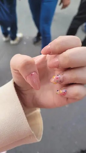 SAKURA NUR SAKUR – Tırnak / Nail Studio, İstanbul (4. fotoğraf)