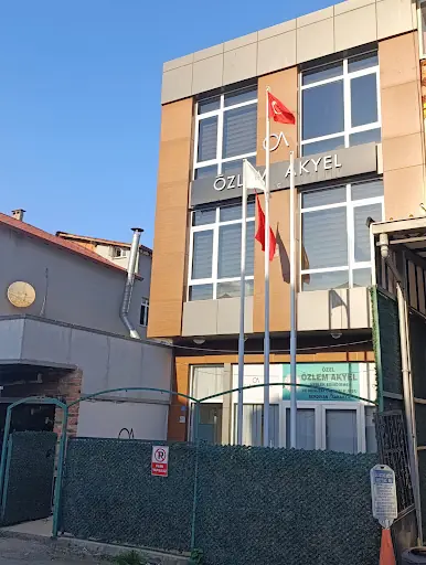 Özlem Akyel Beauty Academy 4