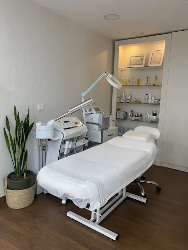 Peri Güzellik Atölyesi – Tırnak / Nail Studio, İstanbul (3. fotoğraf)