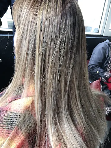 Vivien Bayan Kuaförü 4
