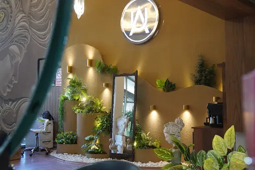 AYAZ VE UĞUR HAİR HOUSE 3