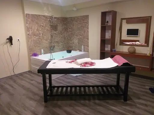 Kuşadası Hammam - Kusadasi Turkish Bath Massage & Kuşadası Spa