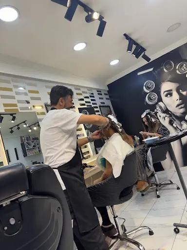 Levent Eren Bayan Coiffeur