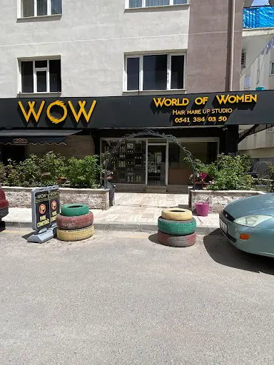 Wow Hair Makeup Studio 4