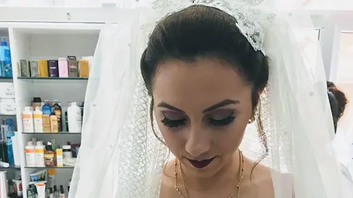 NAŞİDE BAYAN KUAFÖRÜ