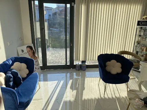 AYLA KARADENİZ GÜZELLİK & ESTETİK 4