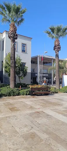 Urla Meydan Avm 4