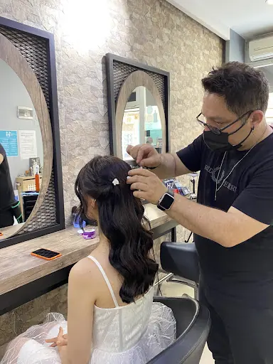 Linda Coiffeur 4