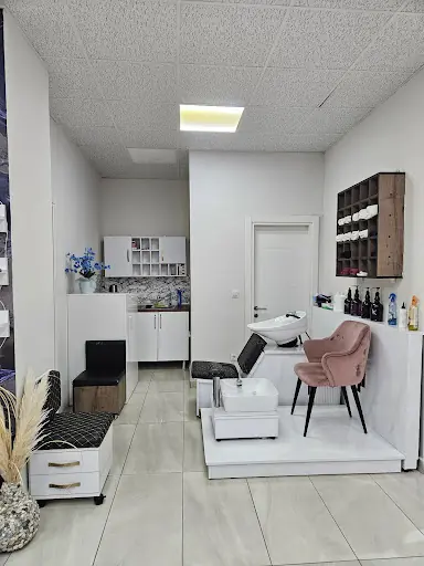 Linda Bayan Kuaförü ve Güzellik Salonu 3
