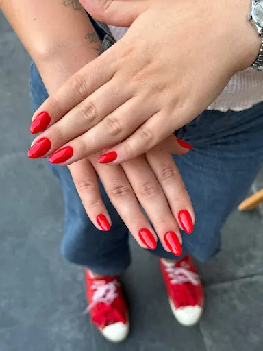 EMSAL DOĞAN ACIBADEM – Tırnak / Nail Studio, İstanbul (2. fotoğraf)