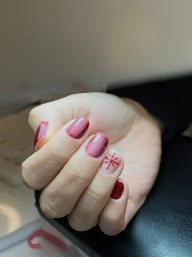 PARLA GÜZELLİK SALONU 4