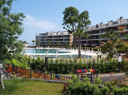 ROYAL BLUE YALOVA