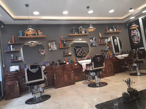B&Y HAIR STUDIO 2