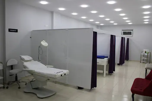 EMOSS GÜZELLİK SALONU 2