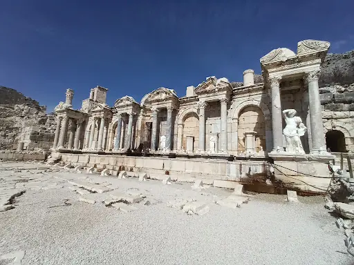 Sagalassos Antoninler Çeşmesi