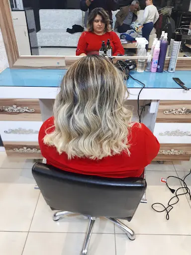 Onur Bayan Kuaför Salonu 2