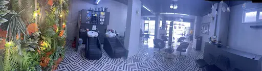 Saloon ATA 3