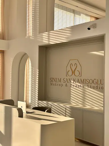 Sinem Şan Kamışoğlu Makeup & Beauty Studio 4