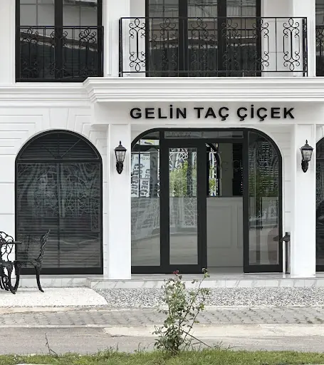 Gelin taç çiçek