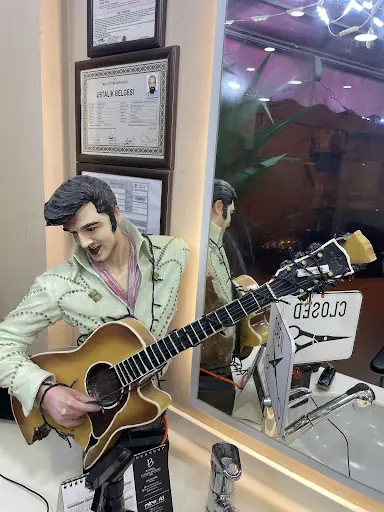 Berber Arif Beşiktaş Erkek Kuaförü 💈